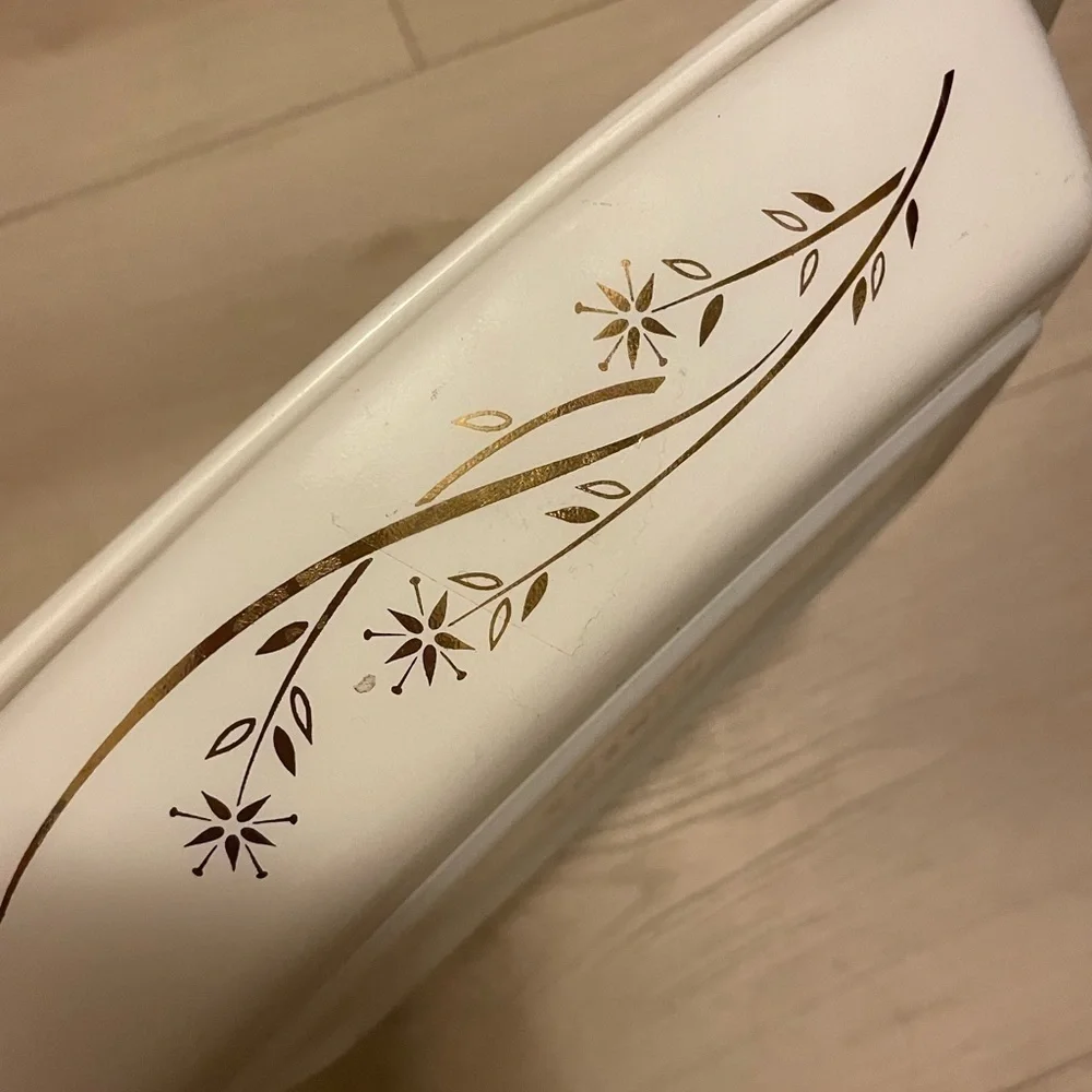 Vintage Pyrex Golden HoneySuckle Casserole Dish 033 1.5 Qt no lid